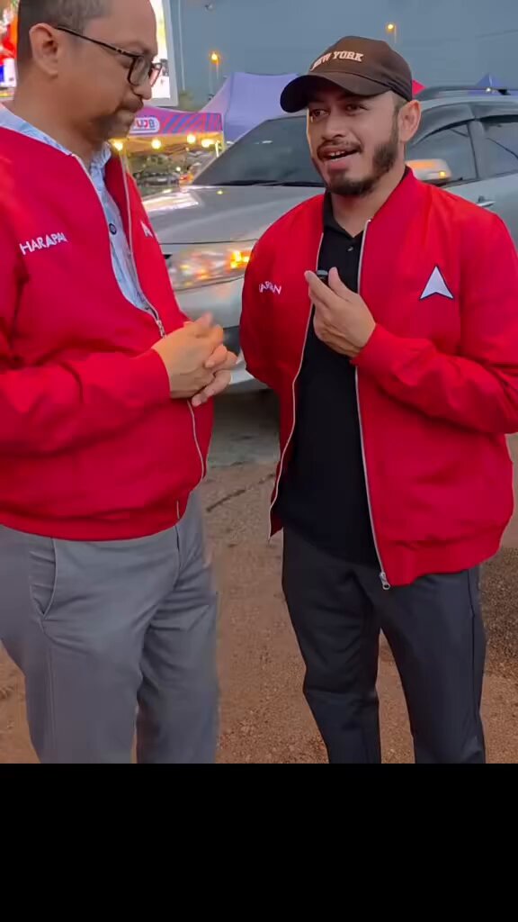 Pekat bodoh mamat ni... Sejak bila BN Johor boleh lepaskan org dalam penjara? Takde modal lain nak fitnah &amp; jatuhkan BN Johor ke?