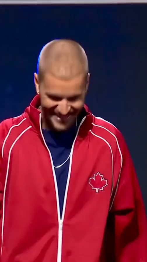 Justin Bieber just had his Everything Hallelujah moment! ๐๐ The lifelong Toronto Maple Leafs fan had the honour of announcing 18-year-old Gavin McKenna as the NHLโs No. 1 overall draft pick - welcoming hockeyโs biggest young talent - who hails from Whitehorse, Yukon - to Leafs Nation ๐๐ ๐ฝ๏ธ: espn #justinbieber #leafs #nhl #draft