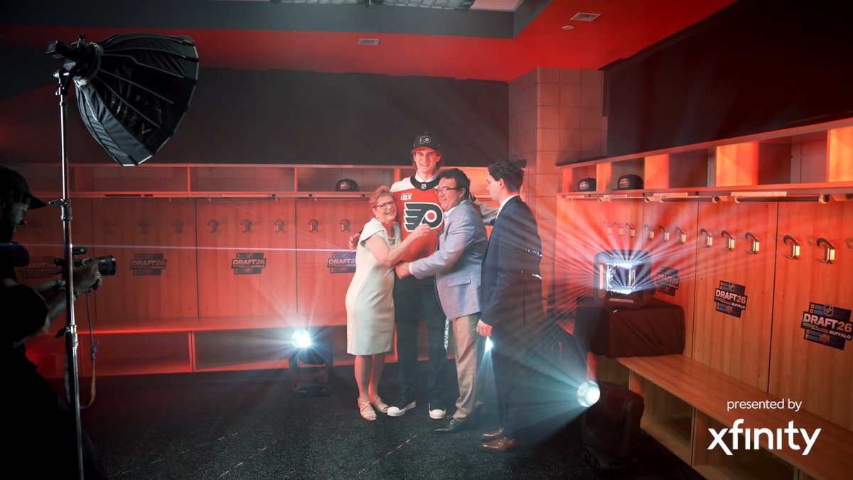 Soaking in the moment with his crew. 🧡 #NHLDraft | Xfinity