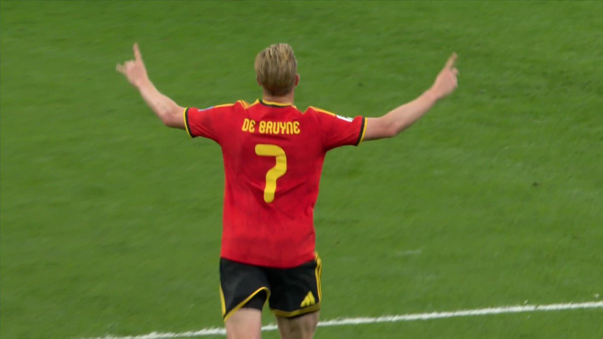 It's what he does 😲 Belgium got a third in the second half with this vintage Kevin De Bruyne finish