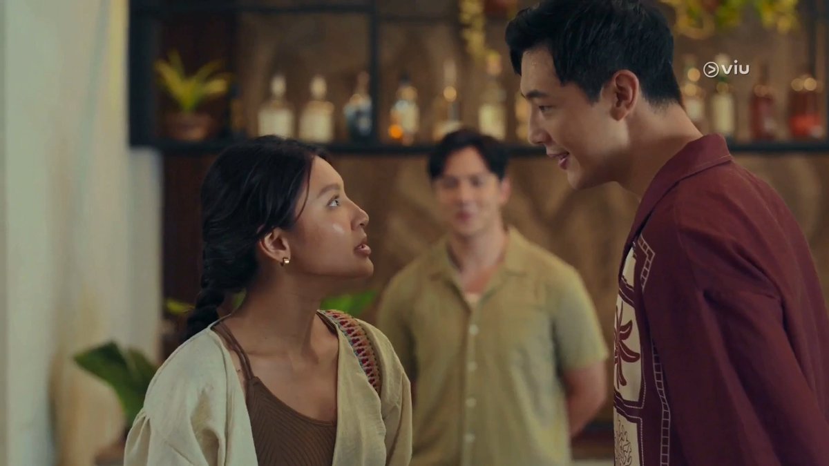 One encounter can change everything. 💞 Don’t miss Episode 2 of Love, Siargao, streaming today at 6 PM only on Viu. ❤️🌊 #LSTheIsland #LoveSiargao #ViuOriginal