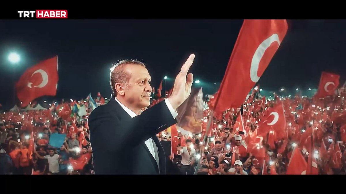AK Parti'nin 25. yılına özel şarkı: Büyük Başkan Erdoğan Sözleri AK Parti Genel Başkan Yardımcısı Faruk Acar tarafından yazılan şarkı, müzisyen Ceyhun Çelik tarafından seslendirildi.