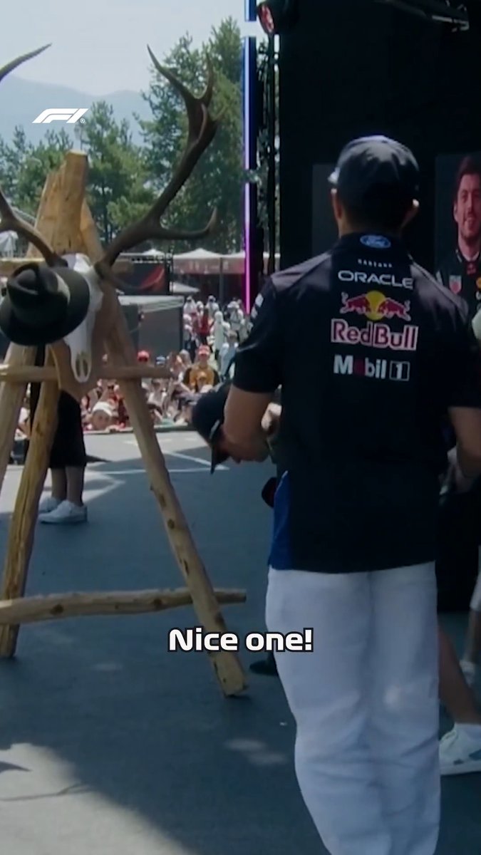 Putting Max and Isack's hat throwing skills to the test! 🫳🎩 #F1 #AustrianGP