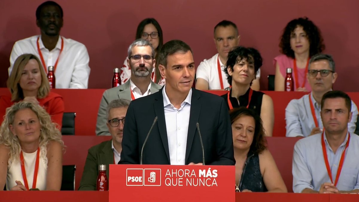 Comparto con vosotros esta carta que recibí hace unos días. Somos refugio para millones de personas. Nuestro partido, su baluarte. Nuestro Gobierno, su mejor defensa. Gracias a una militancia que, cada día, defiende con convicción las siglas del PSOE. No olvidemos su mensaje.