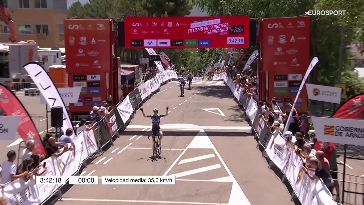 🚀😱 ES 𝐋𝐀 𝐑𝐄𝐈𝐍𝐀 𝐃𝐄 𝐋𝐀 𝐕𝐄𝐋𝐎𝐂𝐈𝐃𝐀𝐃 EN ESPAÑA: ¡DOBLETE PARA MIREIA BENITO! 🔥 La ciclista del AG Insurance - Soudal Pro Cycling Team logra convertirse en campeona de España de ruta tras ganar la crono con Sara Martín (🥈) y Paula Ostiz (🥉) completando el podio #CESabiñanigo26