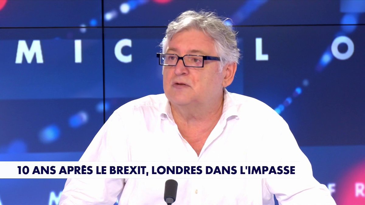 «Nous ne sommes plus en démocratie, nous sommes sous un régime illibéral», estime le philosophe et essayiste Michel Onfray, évoquant les critiques émises à l'encontre du souverainisme, dans #FaceAMichelOnfray Toute l'info est à retrouver sur
