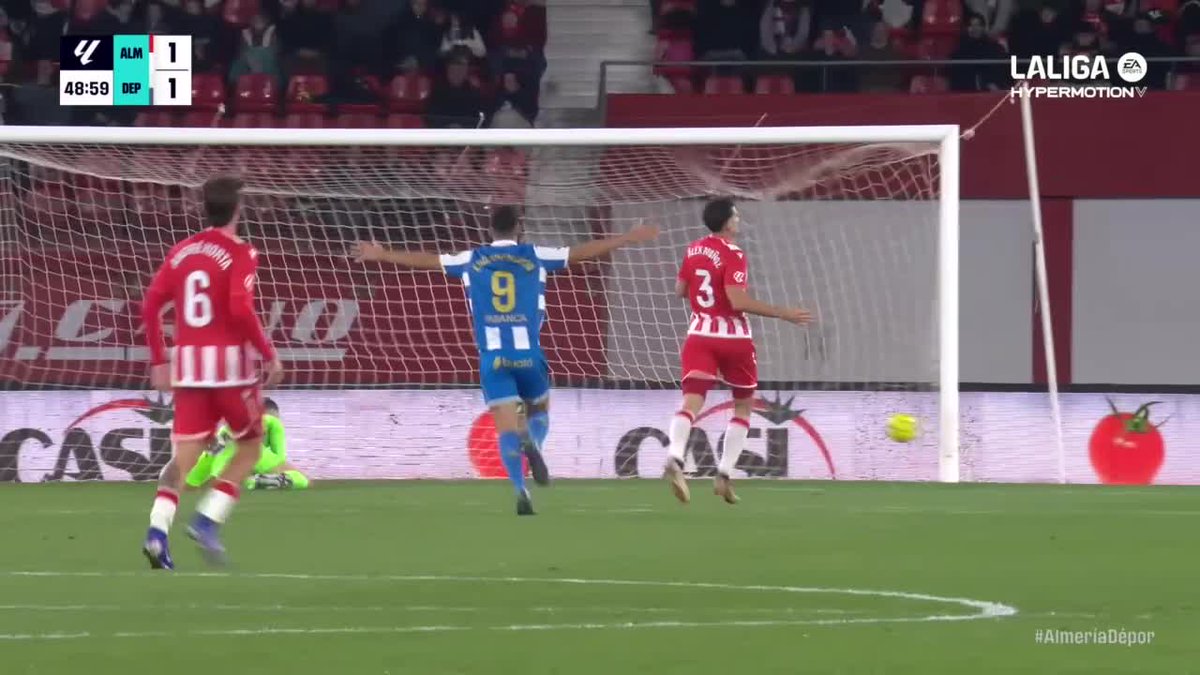 ✨ Una temporada. Muchos recuerdos. Y 10 auténticos golazos. 💙 Revive los mejores goles del RC Deportivo en #LALIGAHYPERMOTION. #LALIGAHighlights
