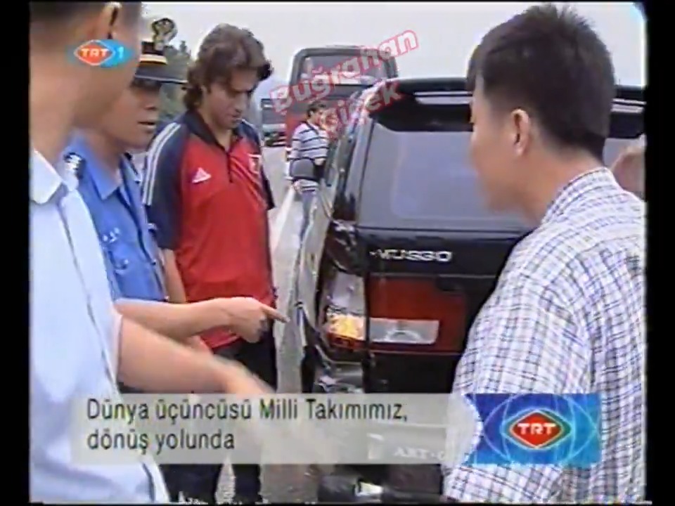 Milli Takım otobüsü, Seoul'den Busan havalimanına giderken de küçük bir kaza geçirmiş.