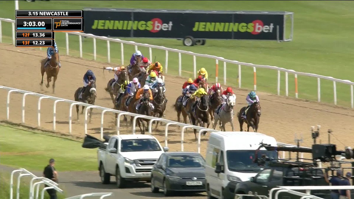 The stars were aligned! Align The Stars takes the 2026 JenningsBet Northumberland Plate Handicap for Danny Muscutt and Charlie Johnston 👏
