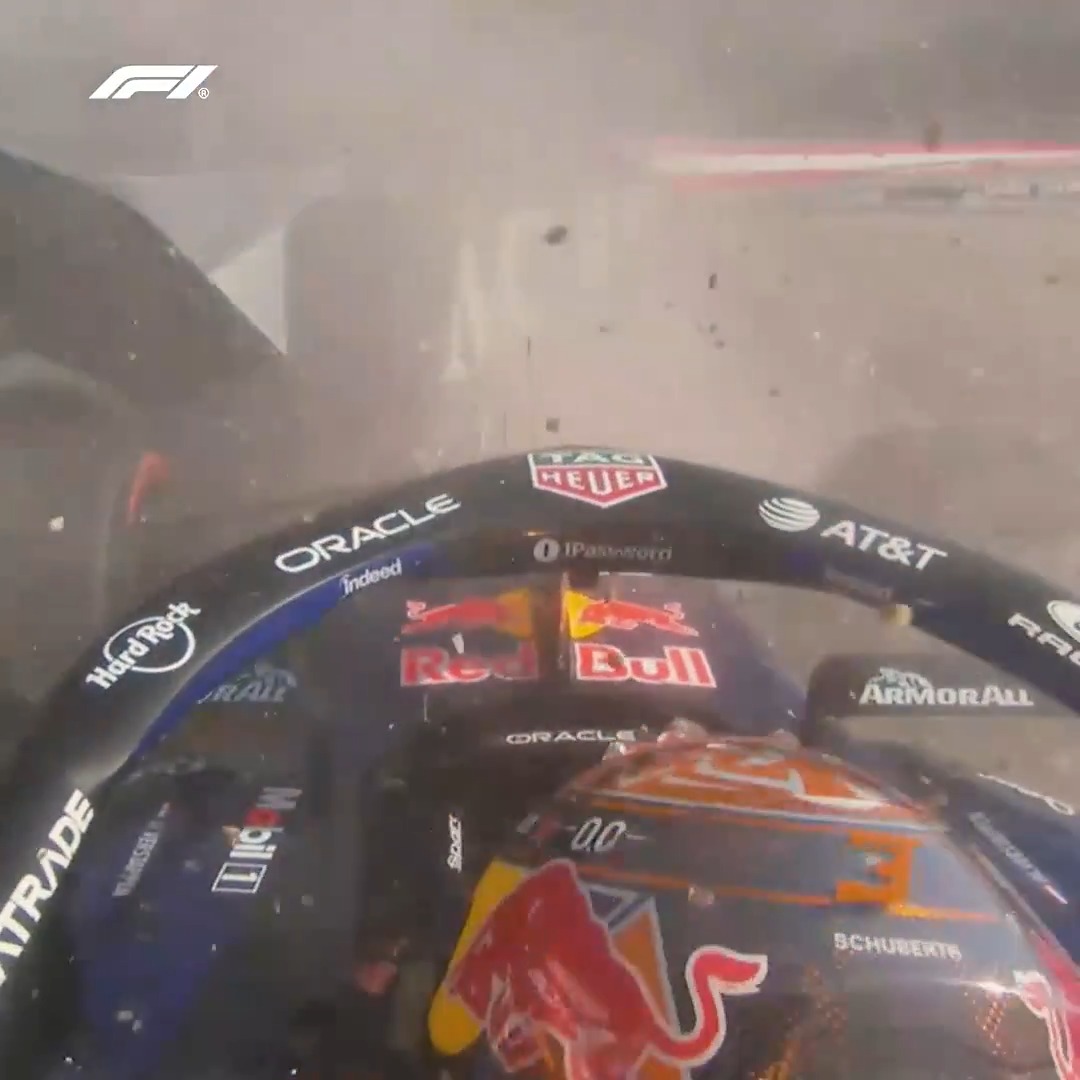 This is the dramatic moment that ended Max Verstappen's Q3! 😱