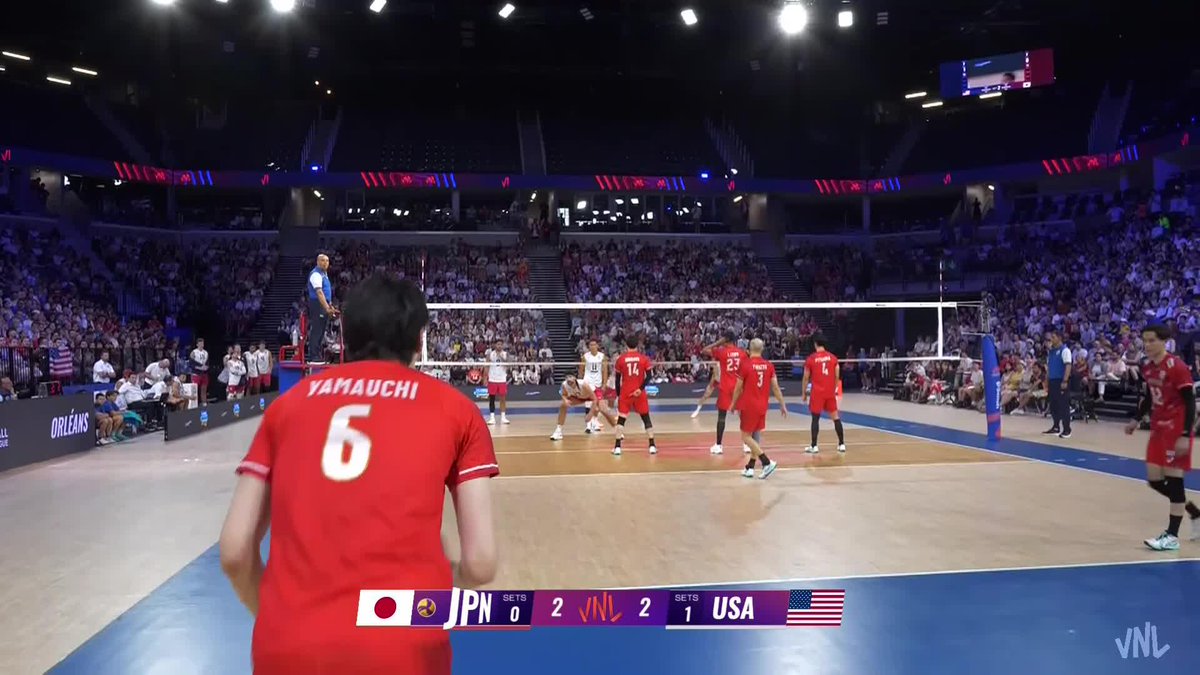 #VNL2026: "THE CROWD WAS ROARING BEFORE THE BALL WAS HIT 🤩!" 📺 LIVE NOW on VBTV: 🏐 #BePartOfTheGame #Volleyball