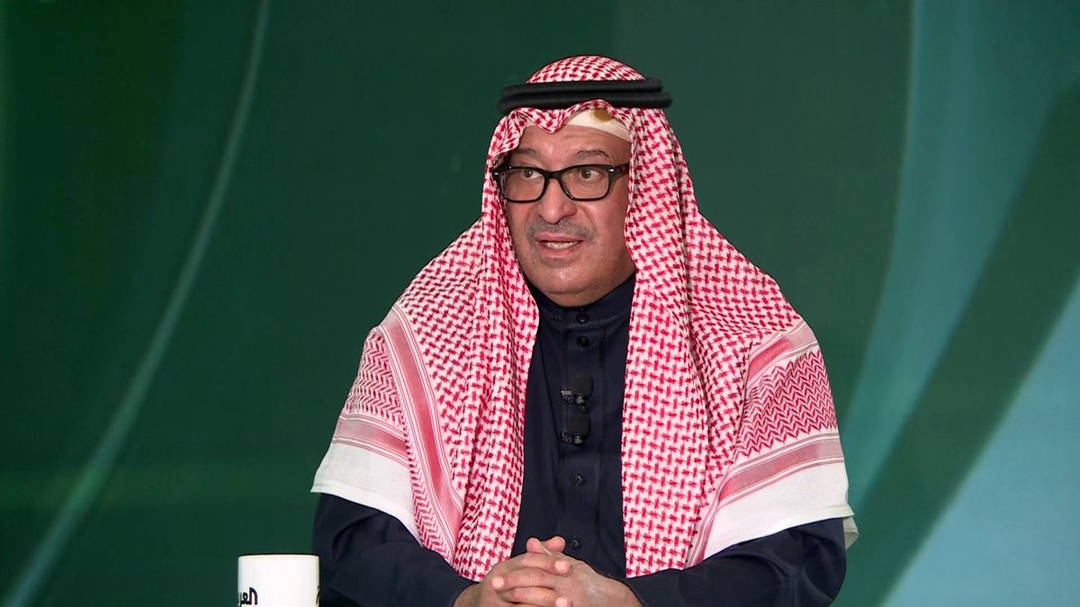 يجب إبعاد كل ما هو أزرق عن الوزارة … #المنتخب_السعودي