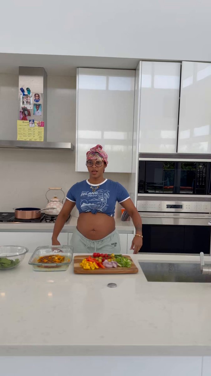 #pregnancy Secrets and Foods 😅🤰🏽🤗 ✏️🔖📕📓 The way is coming soon