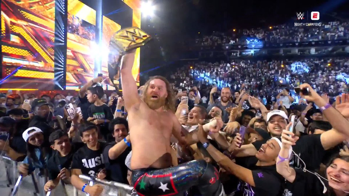 10 years in the making for SAMI ZAYN!! 🏆 HE DID IT!!!