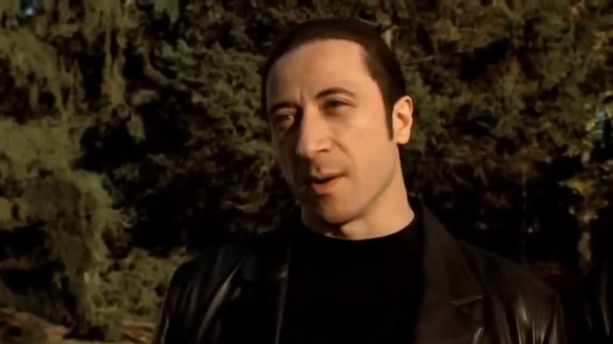 Tony calling Furio “Mr Williams” immediately followed by the thickest italian accent of all time is comedic gold.