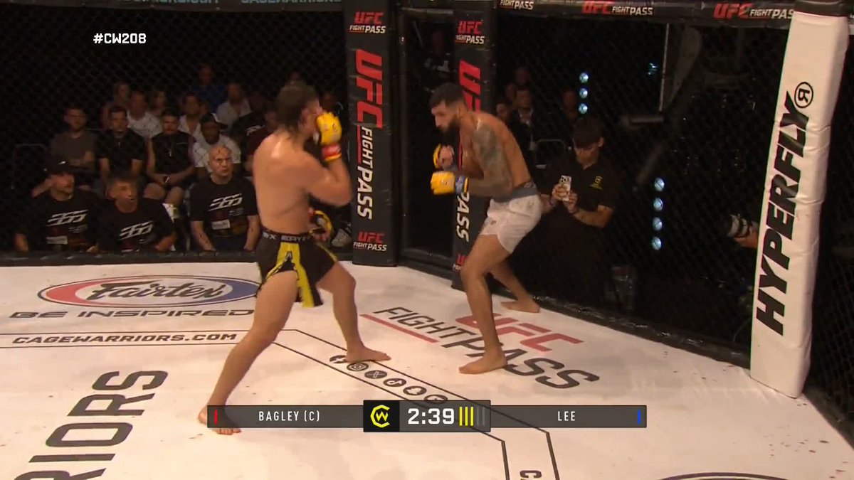 An unbelievable championship performance and a successful title defence for the Featherweight Champion Nik Bagley 🏆🔥 😮💨 #CW208 #AndStill