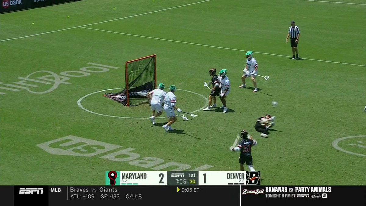 Jared Bernhardt scores falling down for the Outlaws 😤 Catch Whipsnakes vs. Outlaws on ESPN and the ESPN App 🍿