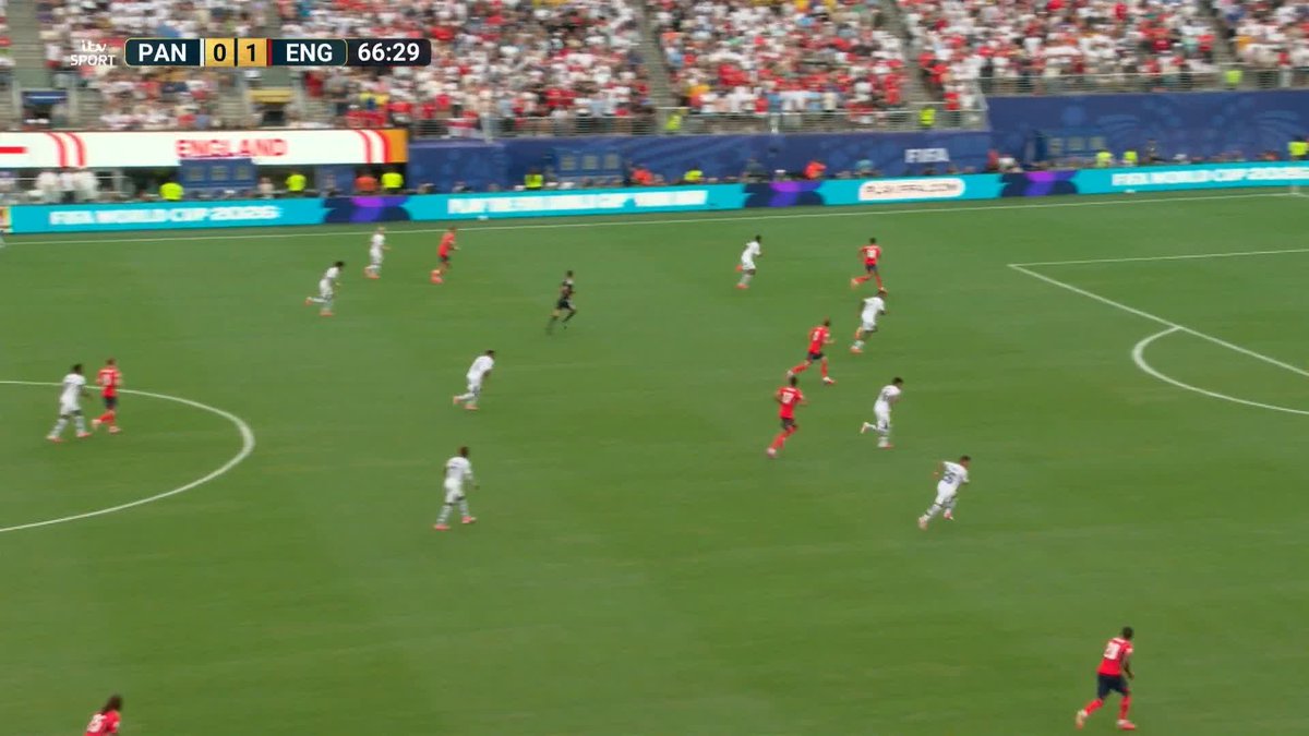 The moment Harry Kane became England's all-time top scorer at the World Cup with 11 goals 🏴󠁧󠁢󠁥󠁮󠁧󠁿