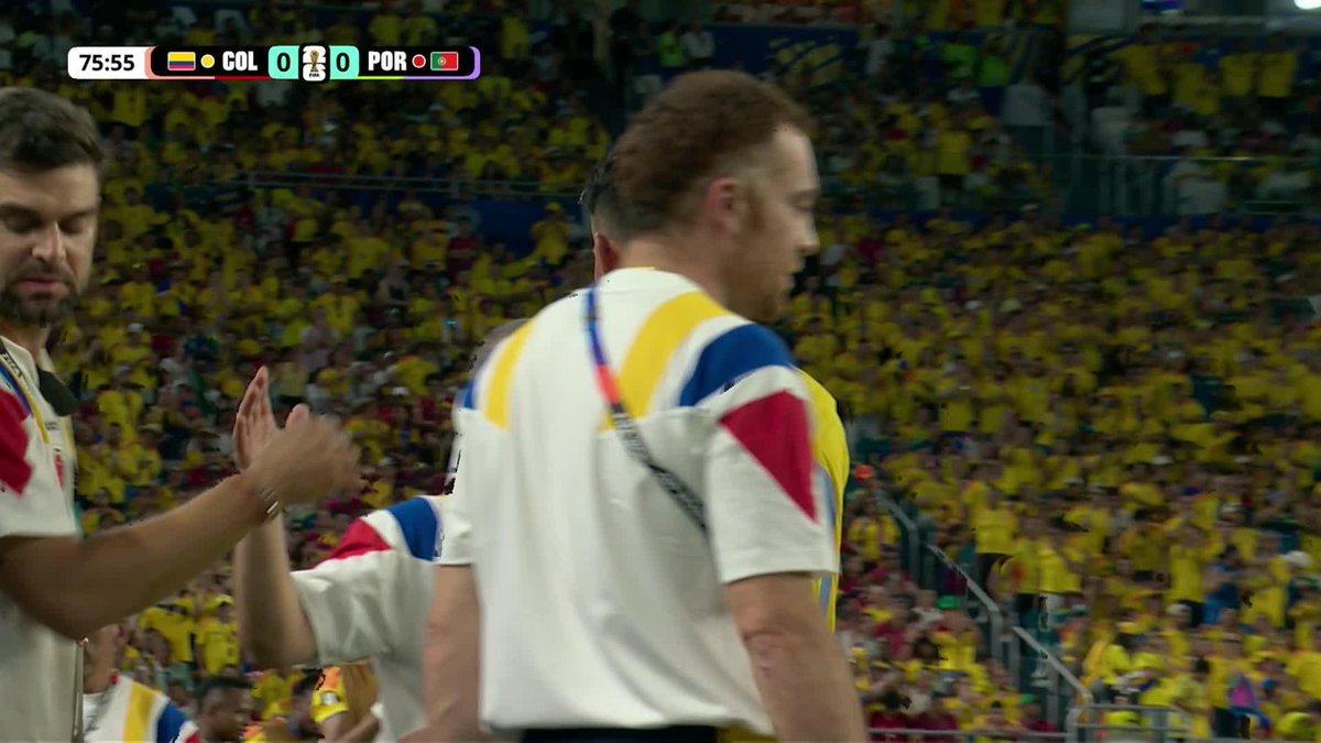 James Rodriguez exits the pitch to a standing ovation in Miami!