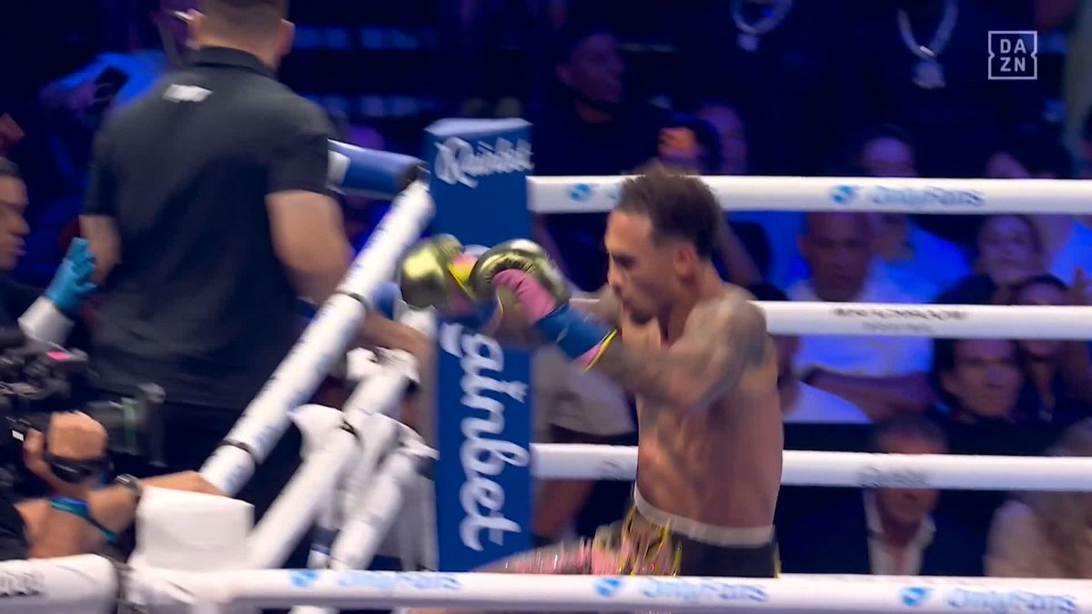 WELCOME TO AMERICA, BEN WHITTAKER 🔥 All over in two rounds 👏 #WhittakerRivera #ZayasBoots