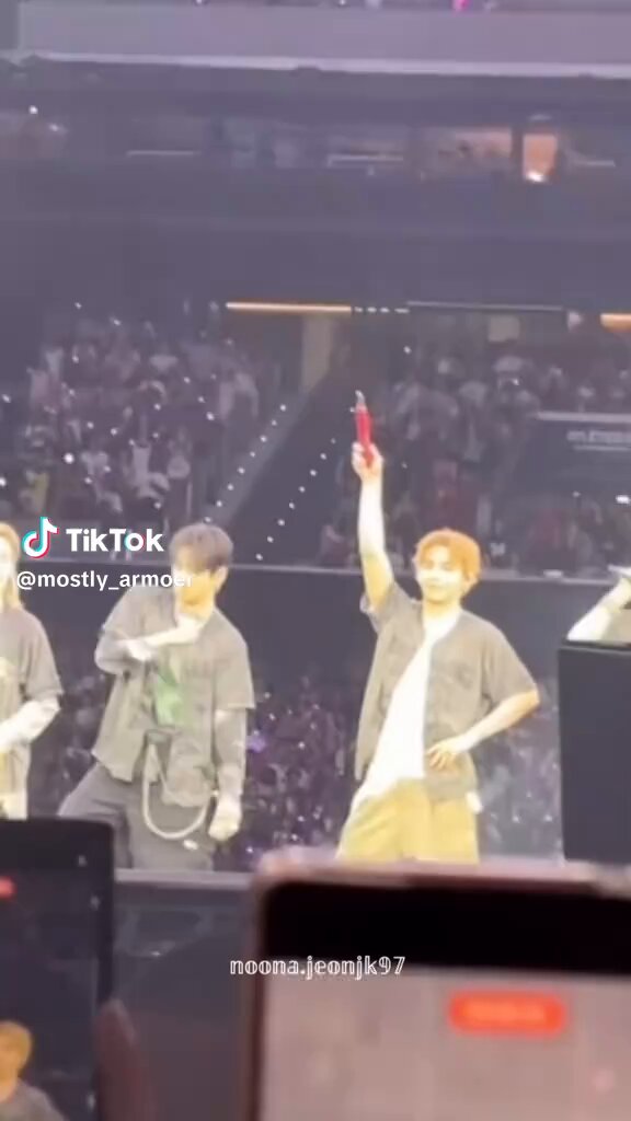 si rapunzel blm scroll tiktok jadi cuma geleng" pala😭😭
