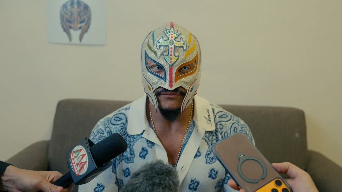 ¿Qué opina Rey Mysterio de Los Perros del Mal? Y más sorpresas #AAAenFOX