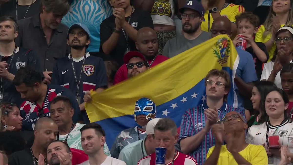 ⚽️ | DESASTRE EN VENEZUELA: Minuto de silencio por las víctimas del terremoto en Venezuela.