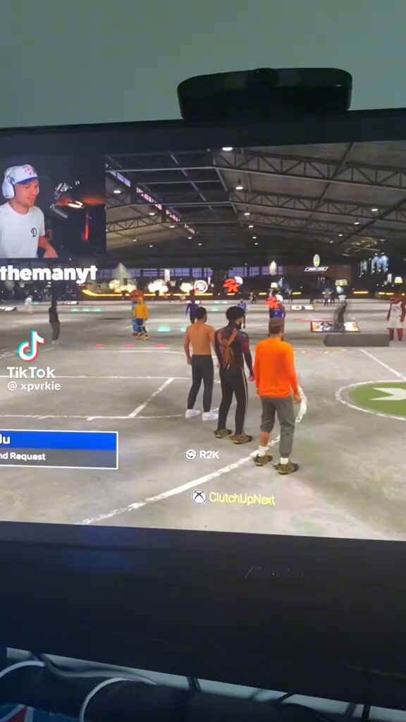 bro this is gods work lmfaoo wonder if he got banned on 2k