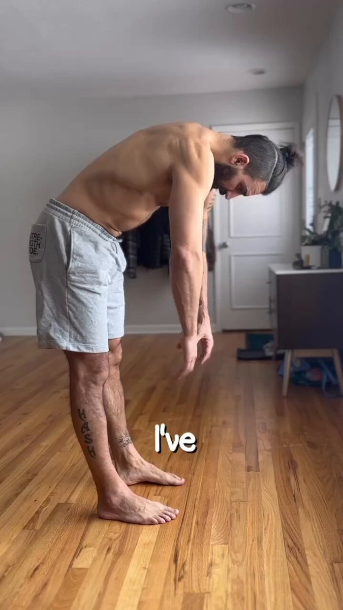 Can you touch your toes? If you're looking to gain hamstring flexibility and reach those toes... try this 30-day plan for massive flexibility gains.