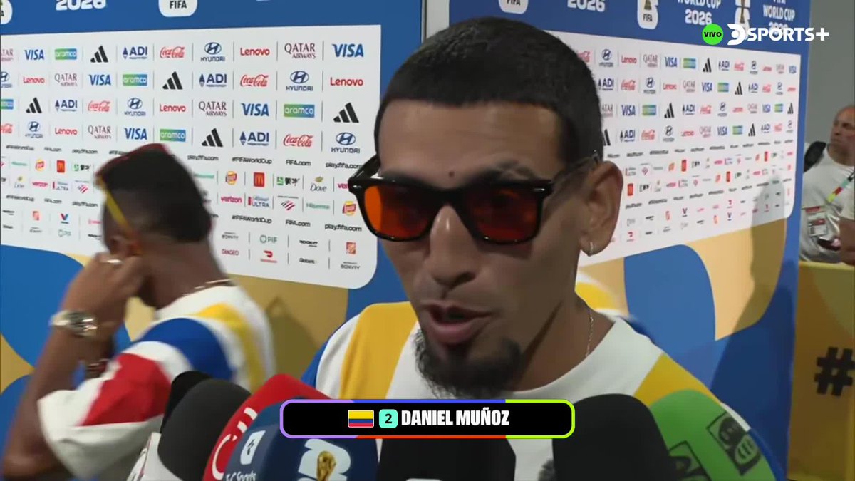 "EL PROFE TENDRÁ SUS RAZONES, AQUÍ ESTAMOS PARA APORTAR" Daniel Muñoz, defensor de Colombia, se refirió a su suplencia ante Portugal. 🎙️ Carlos Enrique Villamil Sánchez #MundialEnDSPORTS #FIFAWorldCup