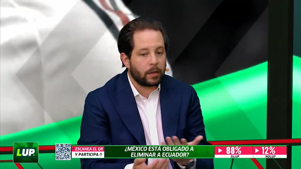 ‘NO ES PARÁMETRO (LO QUE PASÓ EN LA COPA AMÉRICA)’ 😡 Oscar Guzman cuestiona en qué se basan para poner de favorito al Tri ante Ecuador, recordando el torneo de hace dos años, pero Raoul Ortiz 🐥 señala que hay grandes diferencias entre una versión y otra #LUP #LaCopaxFSMX