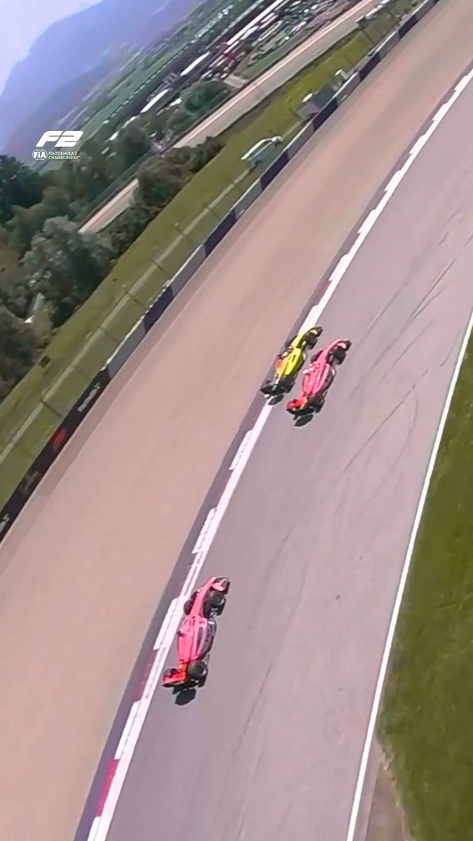 IT'S FEATURE RACE DAY AT THE RED BULL RING 🥳 Looking forward to seeing more battles like this today ⚔️🤩 #F2 #AustrianGP