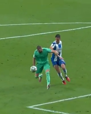 Maravilloso. 🌟 Karim Benzema + Casemiro TalDíaComoHoy | LALIGAHistory