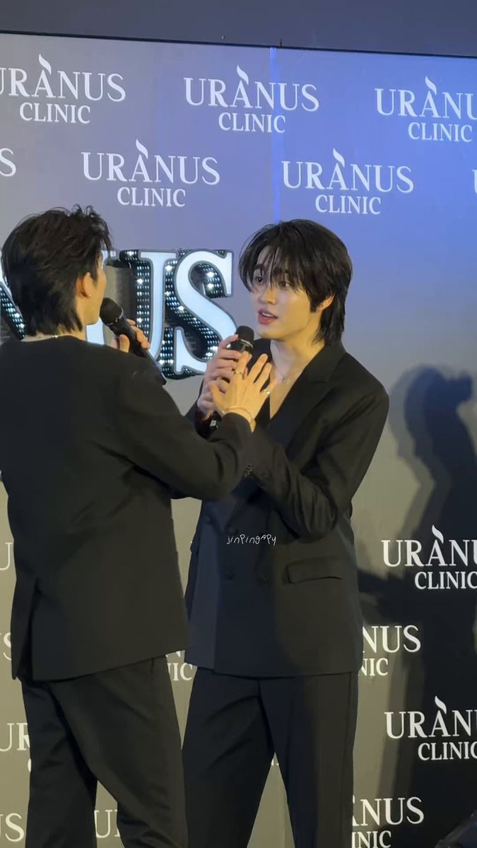 🌼for our skin to improve, besides using skincare we have to drink a lot of water too. 🧸that’s right. 🌼once i drink a lot of water we need to go to the restroom often. (1/3) AOUBOOM CELEBRATE URANUS #UranusClinicxAouBoom #AouBoom