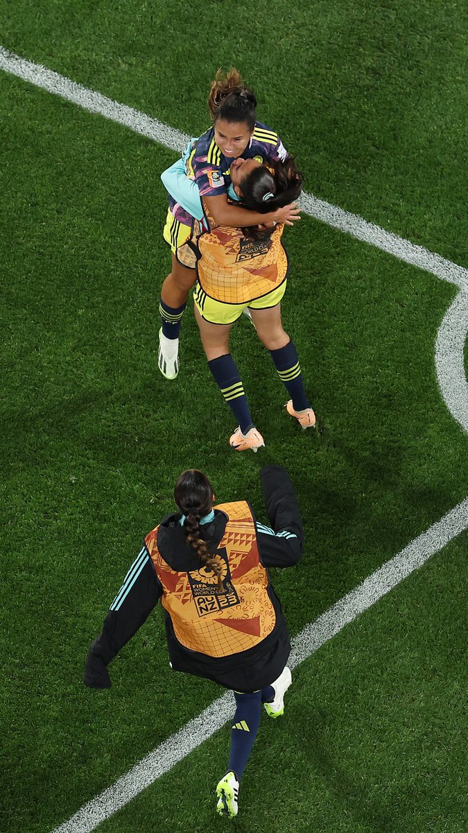 Leicy Santos magic. 😍👌 Selección Colombia | #FIFAWWC