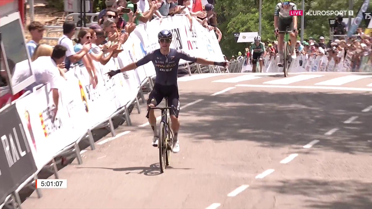 ยกMARCEL CAMPRUBร, CAMPEรN DE ESPAรA! ๐ช๐ธ๐ช๐ธ๐ช๐ธ El ciclista del Pinarello Q36.5 Pro Cycling Team remacha a Nicolau y Berrade en el repecho final y se enfunda la rojigualda en su primera victoria profesional. #CESabiรฑanigo26 #LaCasadelCiclismo