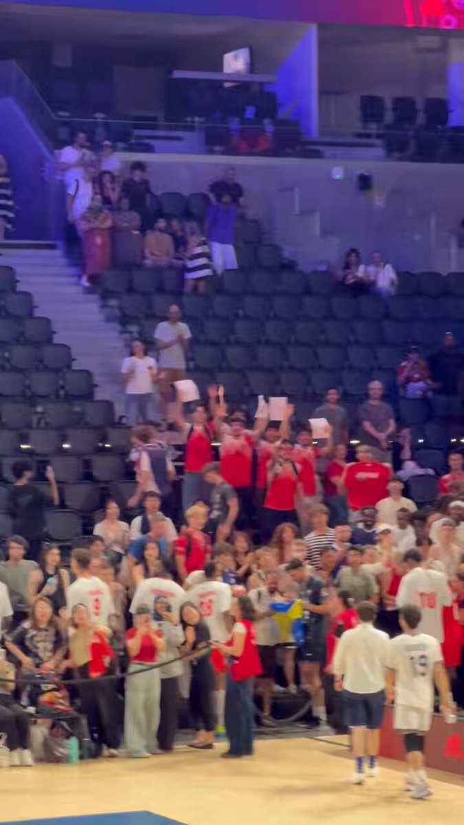 NISHIMOTO BOYS CHANTING “KEIGO NISHIMOTO” and KEIGO (&amp; his teammate reacting) Precious #VNL2026