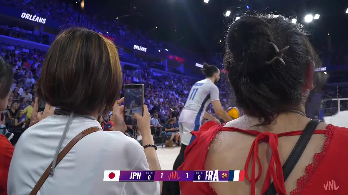 #VNL2026: ANTOINE BRIZARD 🇫🇷 GETS A POINT OFF THE CHEST 😱 🇯🇵⚡️🇫🇷 IS ON! 📺 LIVE NOW on VBTV: 🏐 #BePartOfTheGame #Volleyball