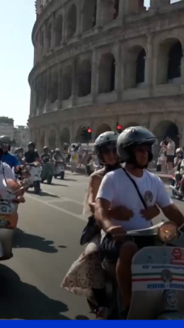 🛵​ La Vespa, ce scooter italien iconique, fête son 80e anniversaire