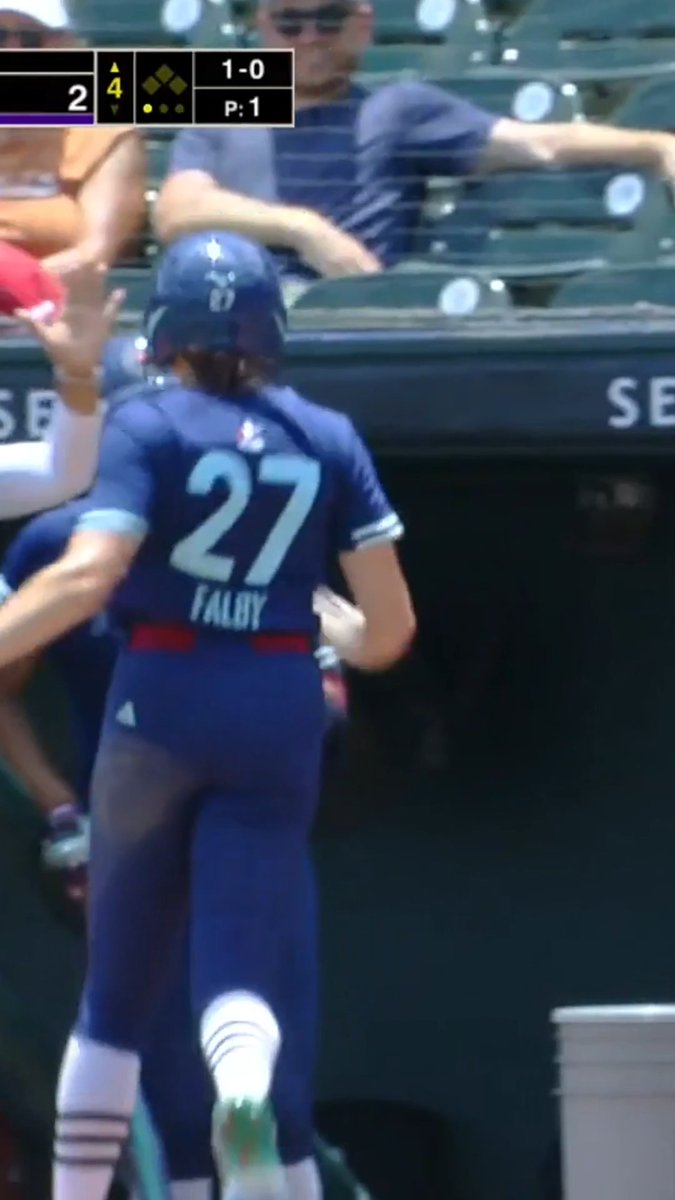 GREAT BASERUNNING 🗣️ if you want to see why baserunning is so important, just watch 👏