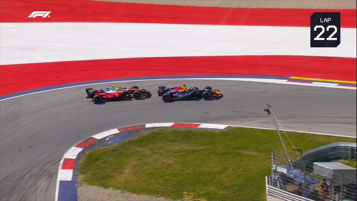 Absolute cinema! 🎦🍿 Relive the feisty battle in Austria between Lewis Hamilton and Max Verstappen ⚔️ #F1 #AustrianGP