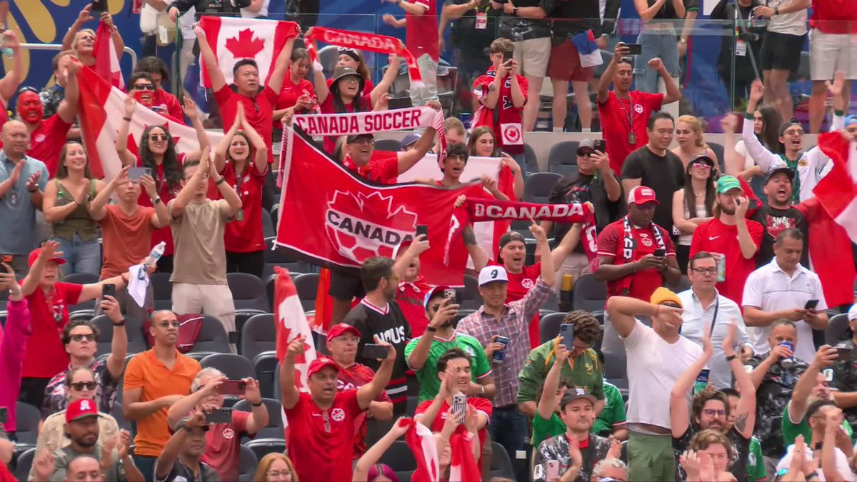 Maxime Crépeau celebrates with his family and friends! #FIFAWorldCup