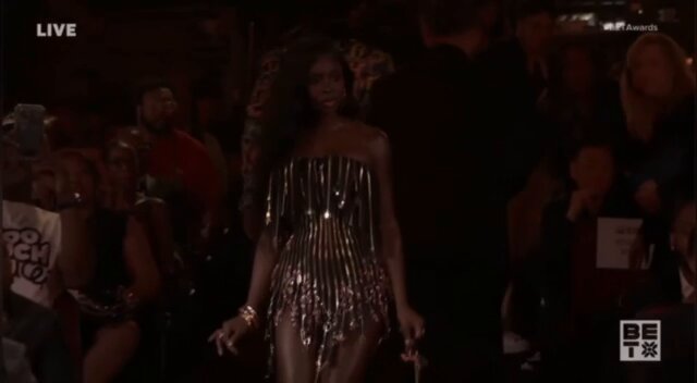 Olandria gags Druski (and us) with an outfit change in new clip from the #BETAwards 🤭!