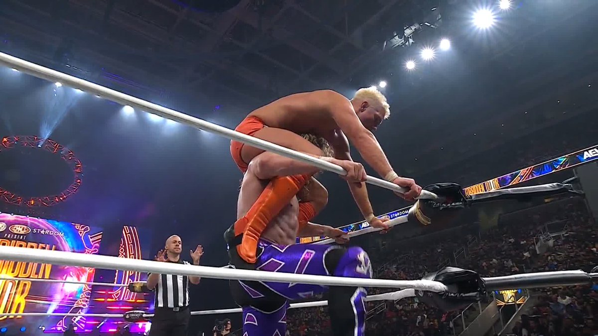 ZSJ narrowly escapes the Avalanche One Winged Angel, but both men land HARD in the middle of the ring! Watch #ForbiddenDoor LIVE on HBO Max PPV