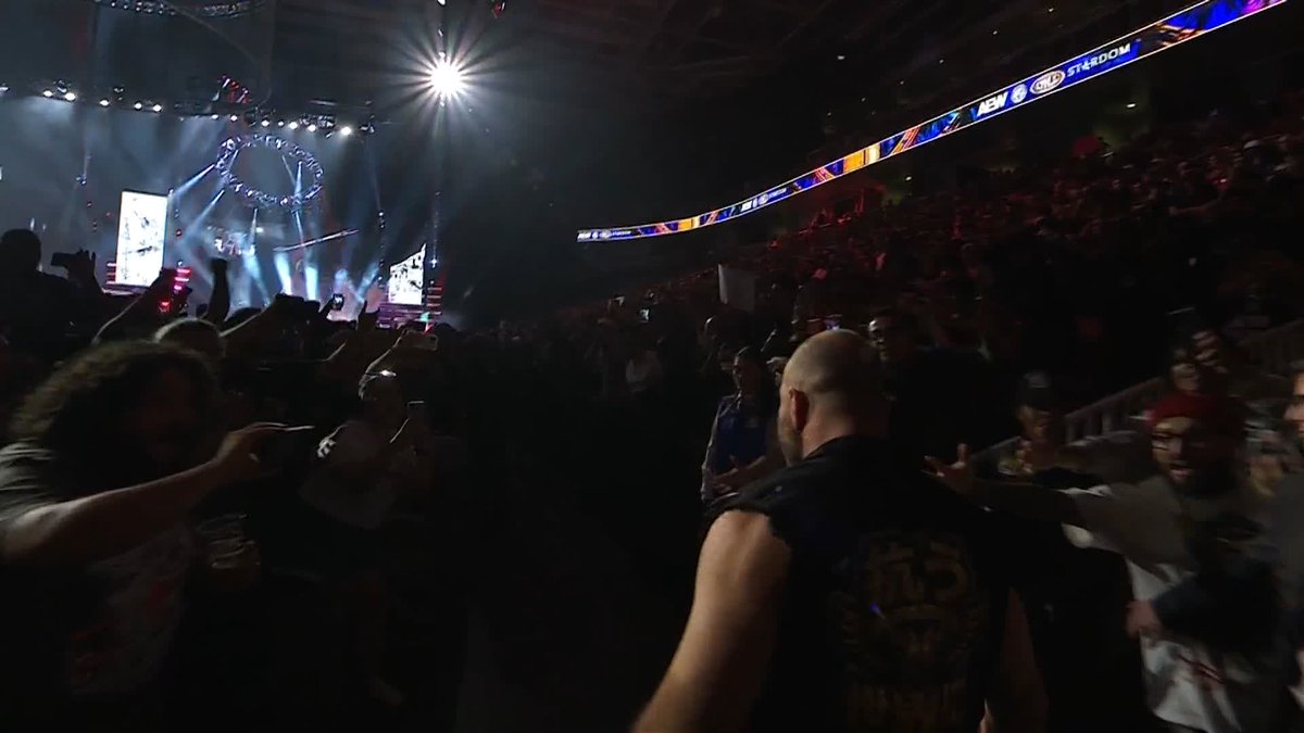 Ahead of the AEW Continental Championship Match between champion Jon Moxley and @BandidoWrestler, Renee Paquette has this report. Watch #ForbiddenDoor LIVE on HBO Max PPV