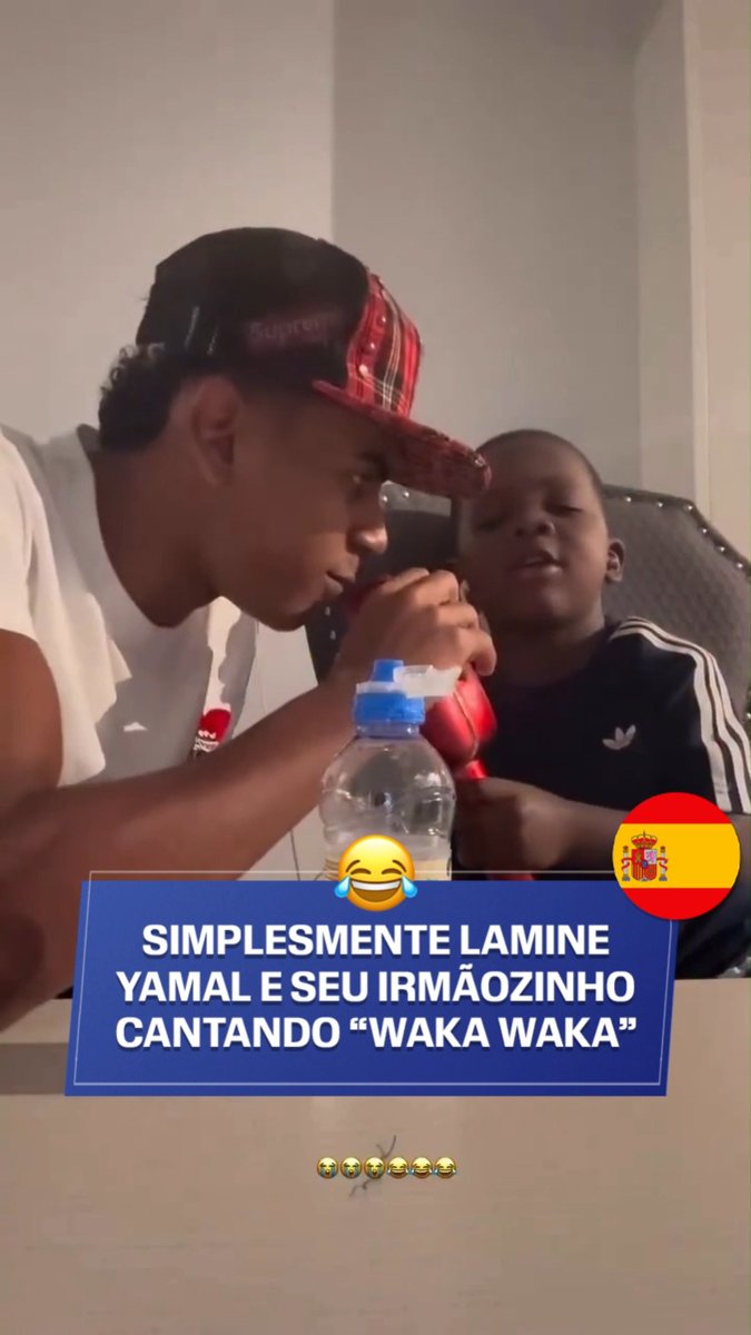 O VÍDEO MAIS FOFO QUE VOCÊ VAI VER HOJE 😂 Lamine Yamal tentou ensinar seu irmãozinho a cantar “Waka Waka”, da Shakira, e o pequeno deu seu melhor ao soltar a voz 😂😂 🎥 lamineyamal / espnfc #ESPN2026 #FIFAWorldCup #LamineYamal