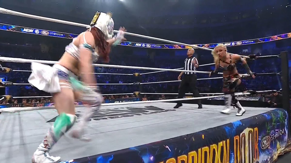 .スターダム💙スターライト・キッド🐯🤍 just changed the complexion of this match! Watch #ForbiddenDoor LIVE on HBO Max PPV
