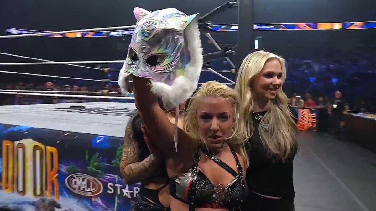 #AEW Women’s World Champion Thekla テクラ crosses the line with blatant disrespect once again toward スターダム💙スターライト・キッド🐯🤍 and スターダム✪STARDOM President Okada! Watch #ForbiddenDoor LIVE on HBO Max PPV