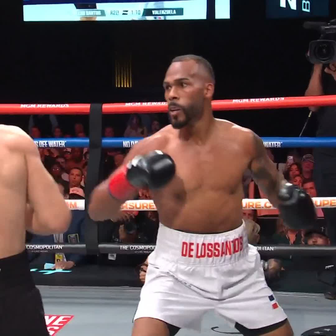 VEAN ESTO 👀 🚨 NOCAUT FULMINANTE 🚨 El mexicano José "Rayo" Valenzuela 🇲🇽 noquea de forma brutal en el segundo round 🧨 #ZuffaBoxing | Ver en vivo por Paramount+ Deportes
