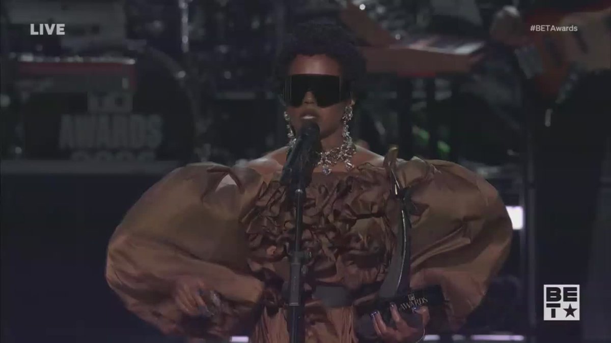 "Somebody out there needs your gift." Lauryn Hill is honored with the Living Legend Icon Award at the #BETAwards